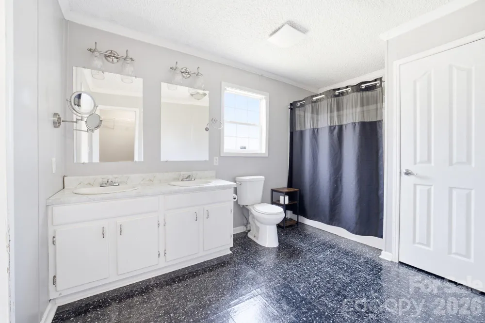 3009 Drake Drive Stanley, NC 28164