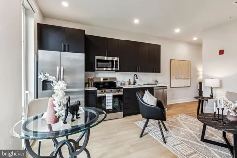 6910 RIDGE AVENUE #320
