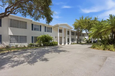 2251 NE 66th Street #1623