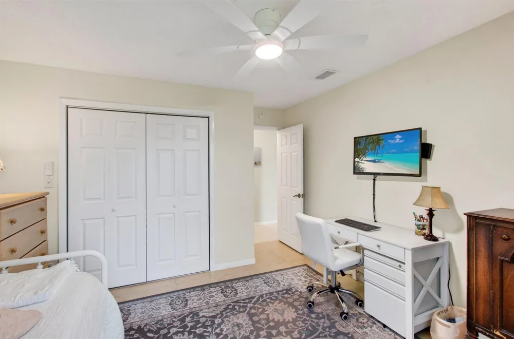 2432 NW Timbercreek Circle Boca Raton, FL 33431