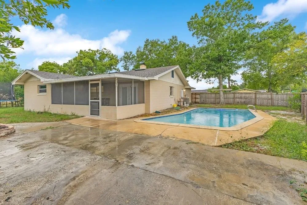 506 CLAYTON CIRCLE Winter Haven, FL 33880