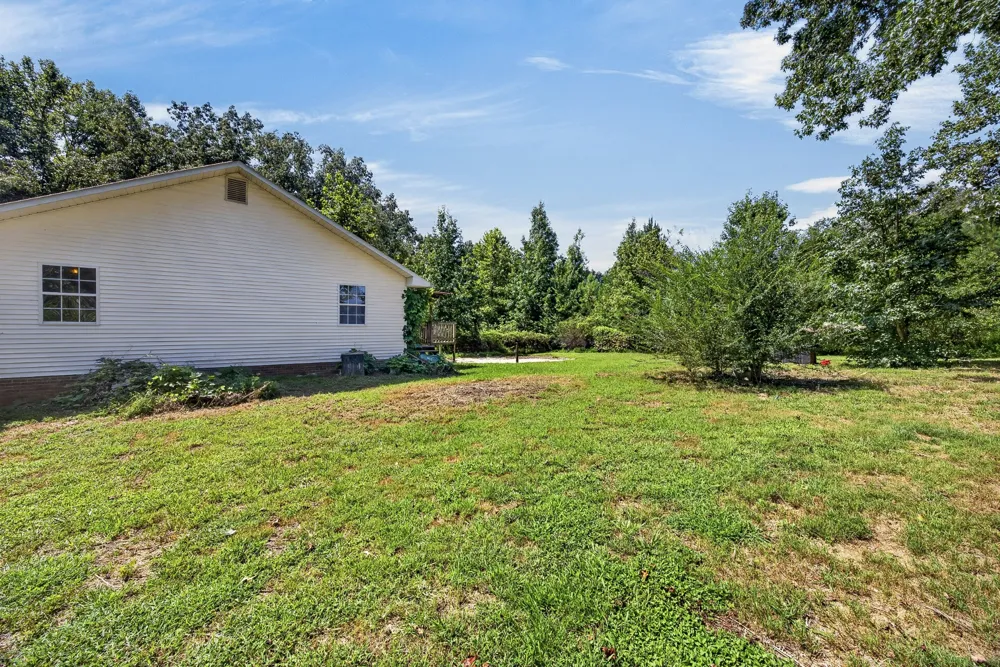 7220 Friendly Rd Baxter, TN 38544