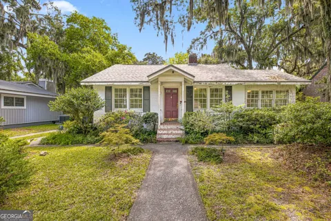 1222 Pine AVE