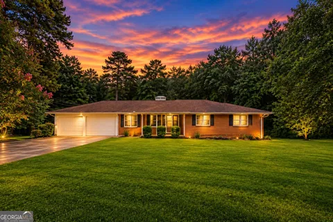 128 Scott CIR