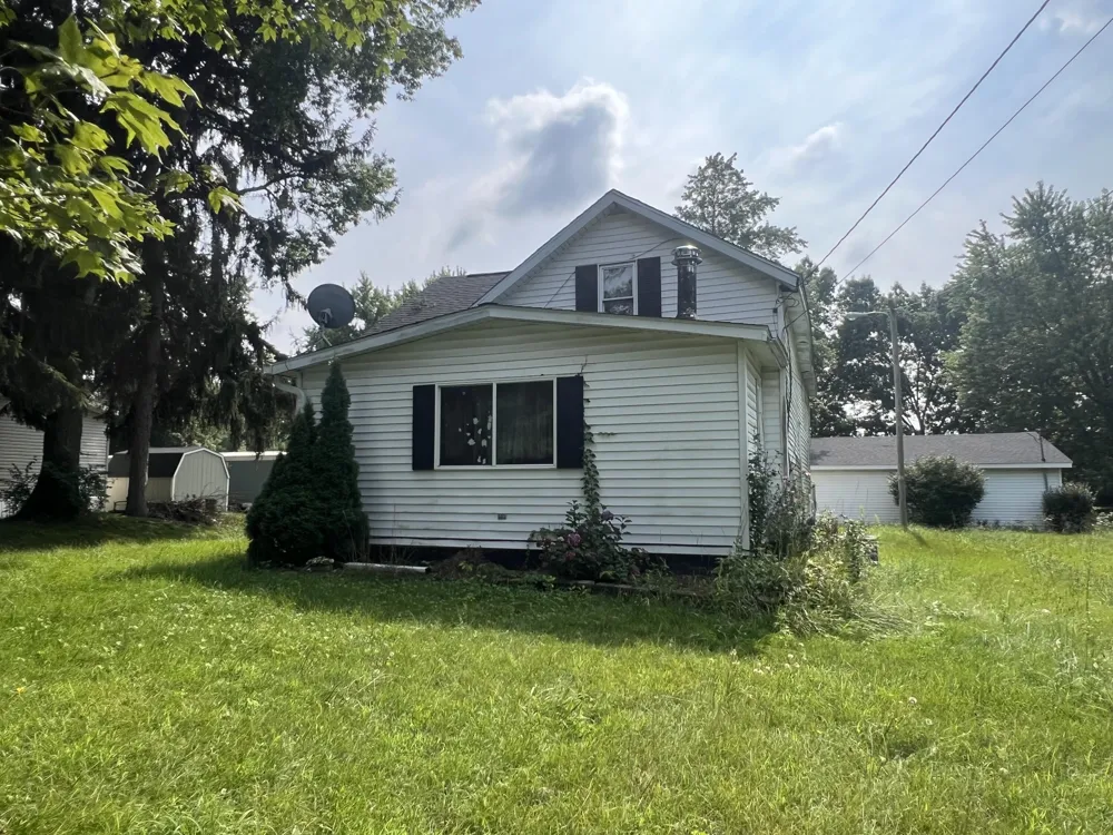 2328 E Main Street Niles, MI 49120
