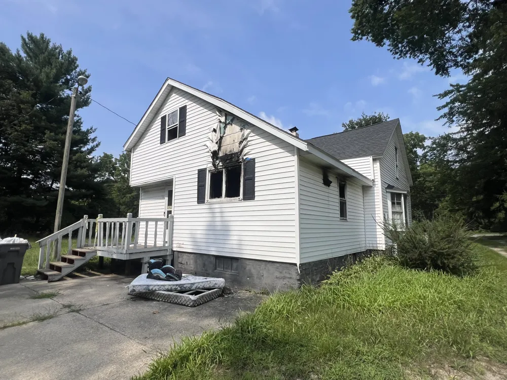 2328 E Main Street Niles, MI 49120