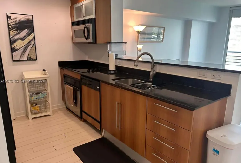 335 S Biscayne Blvd #3706 Miami, FL 33131