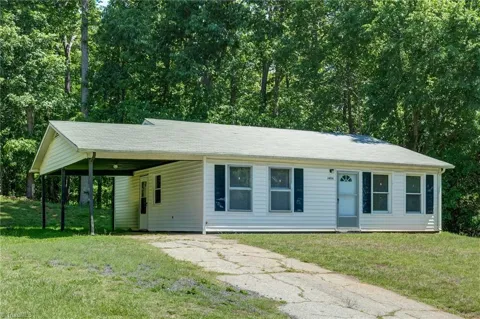 1404 Ballymena Drive