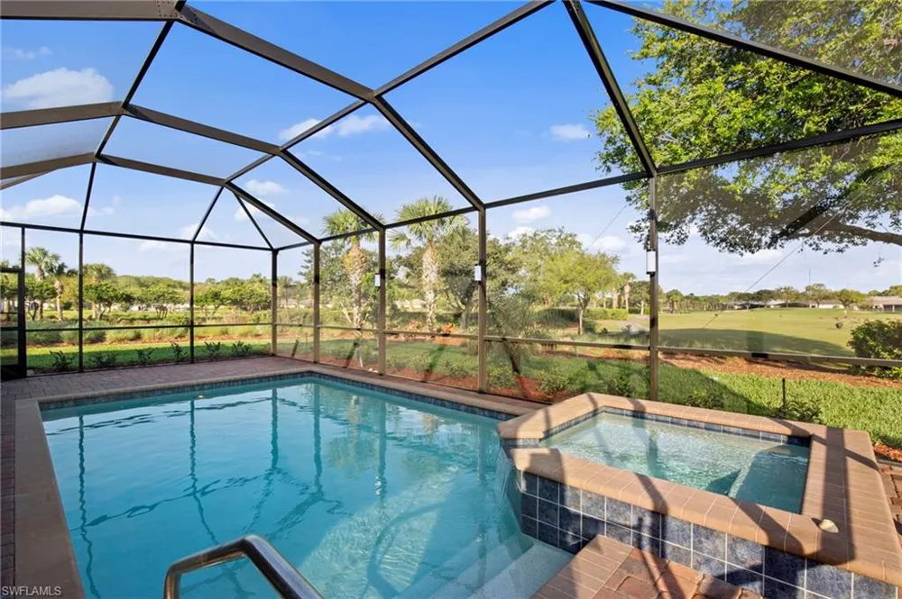 3103 E Windsor Drive Alva, FL 33920