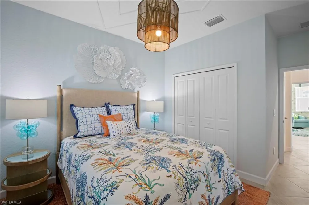 3103 E Windsor Drive Alva, FL 33920