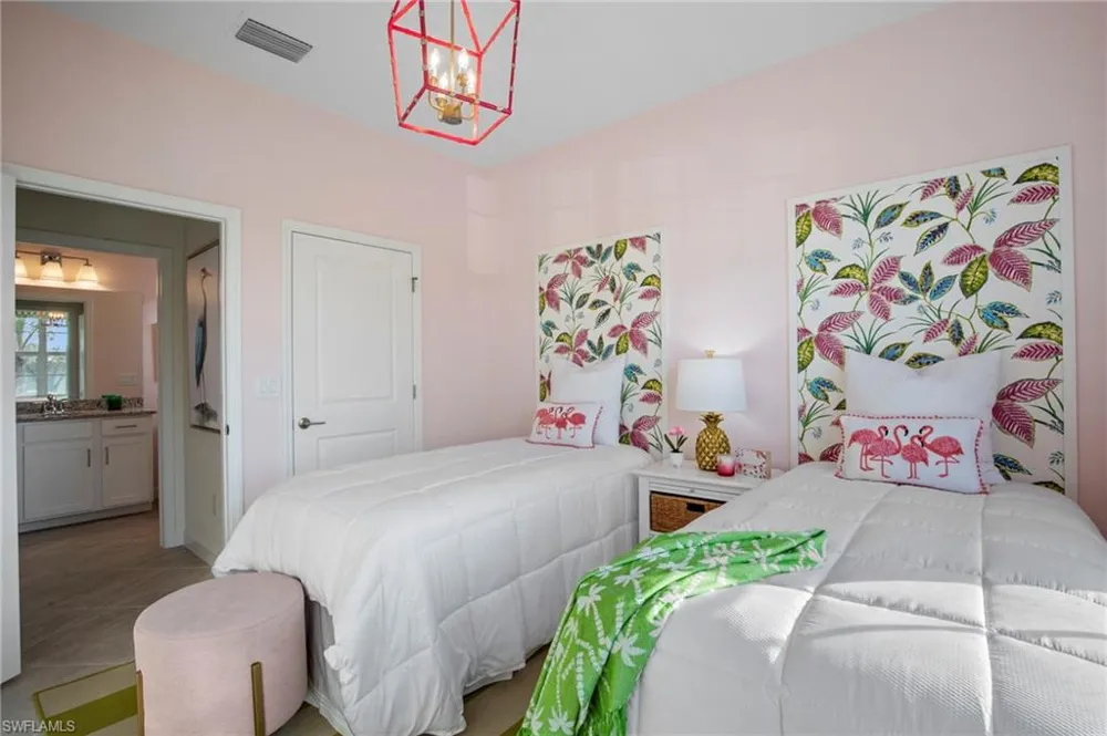 3103 E Windsor Drive Alva, FL 33920