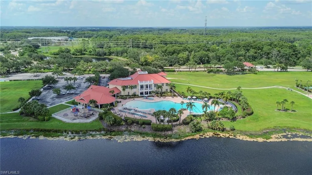 3103 E Windsor Drive Alva, FL 33920