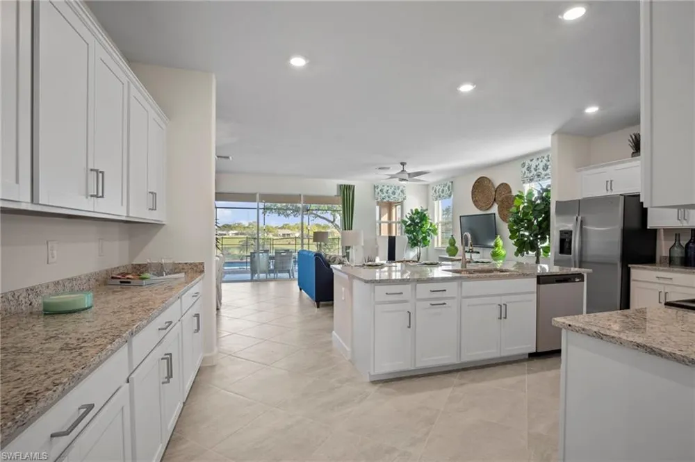 3103 E Windsor Drive Alva, FL 33920