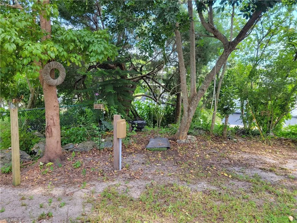 1070 Schooner Lane Moore Haven, FL 33471