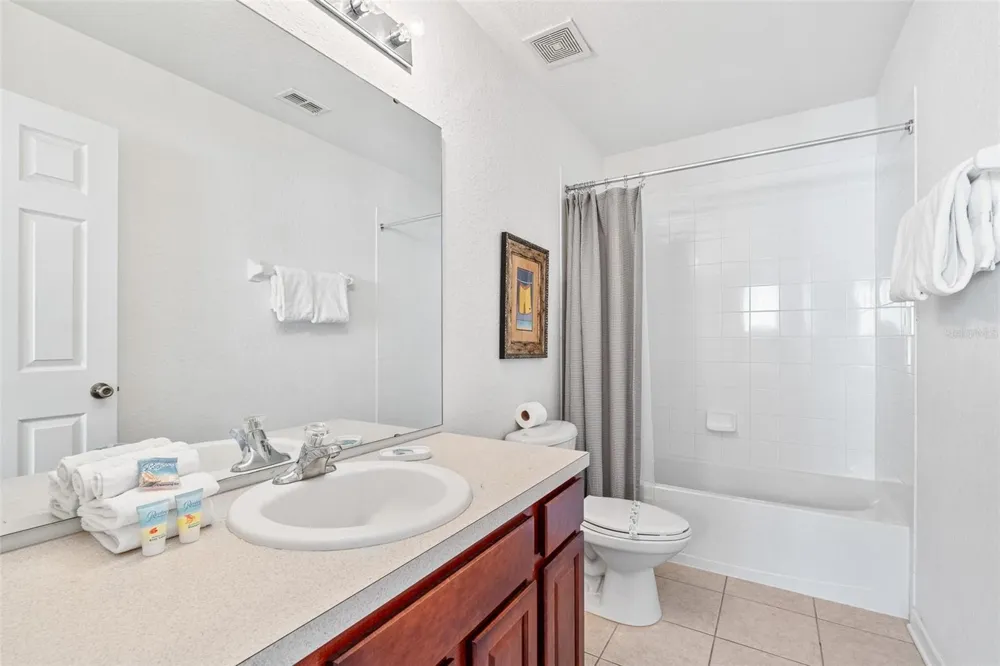 7795 BASNETT CIRCLE Kissimmee, FL 34747
