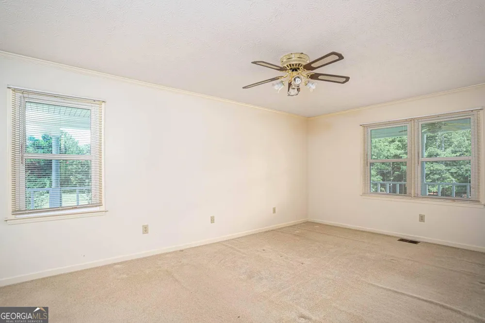 195 Skyview DR Social Circle, GA 30025