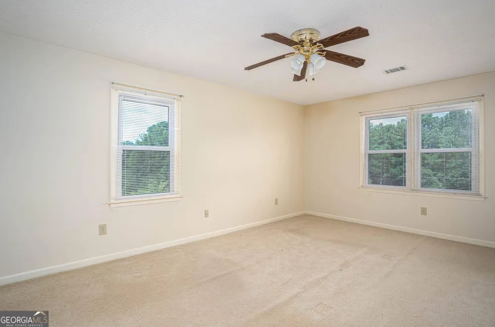 195 Skyview DR Social Circle, GA 30025
