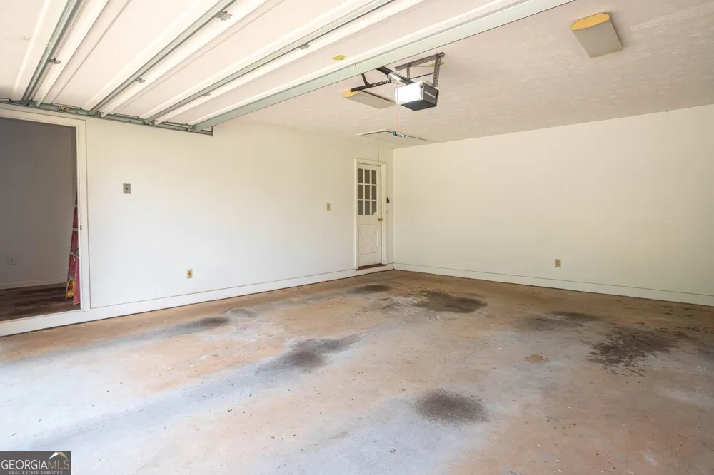 195 Skyview DR Social Circle, GA 30025