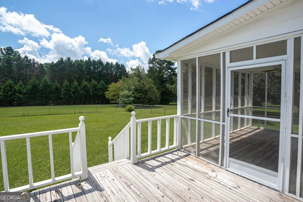 195 Skyview DR Social Circle, GA 30025