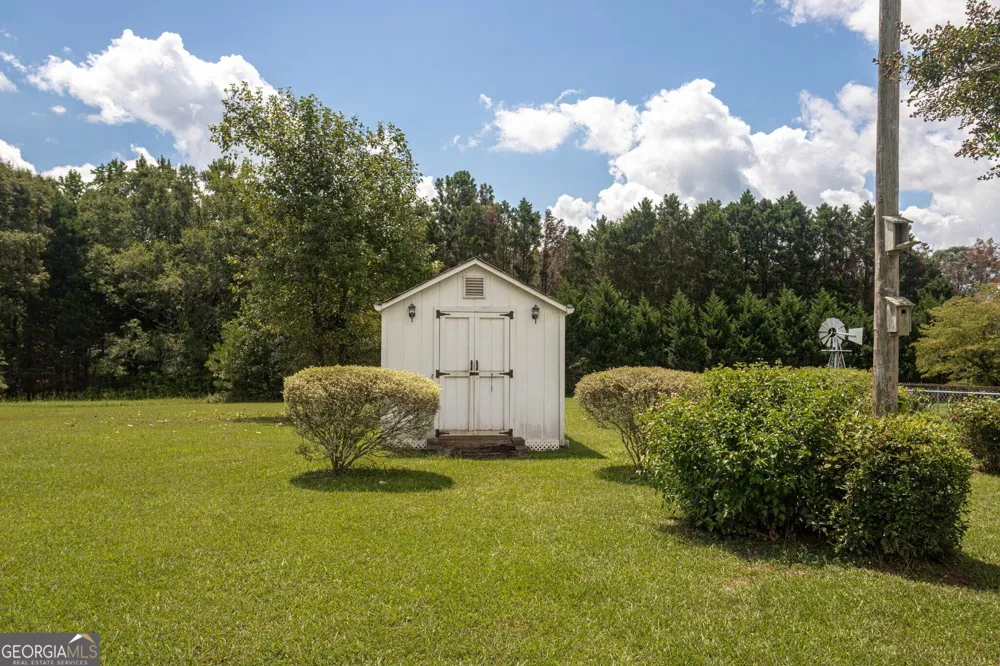 195 Skyview DR Social Circle, GA 30025