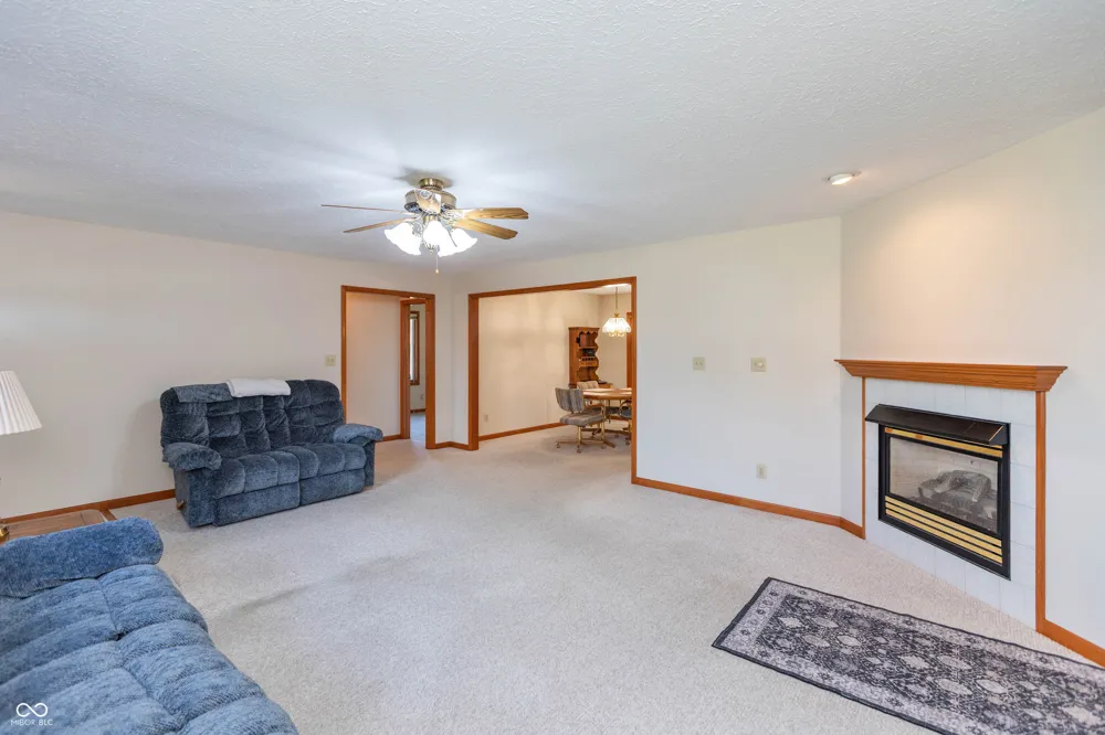 1395 Renee Drive Plainfield, IN 46168