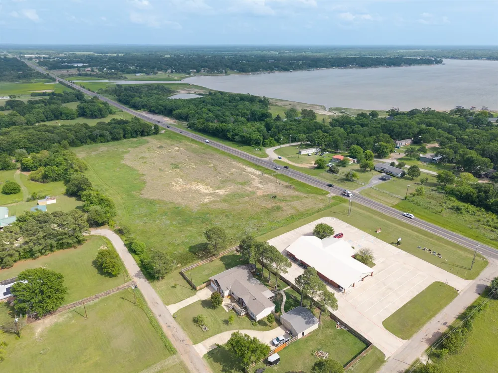 E Main Street Gun Barrel City, TX 75156