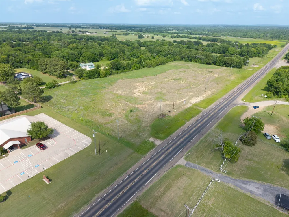 E Main Street Gun Barrel City, TX 75156