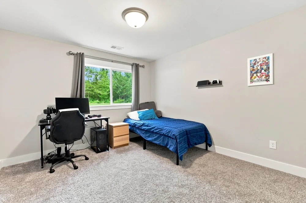 6927 Caliburn Drive SE Caledonia, MI 49316