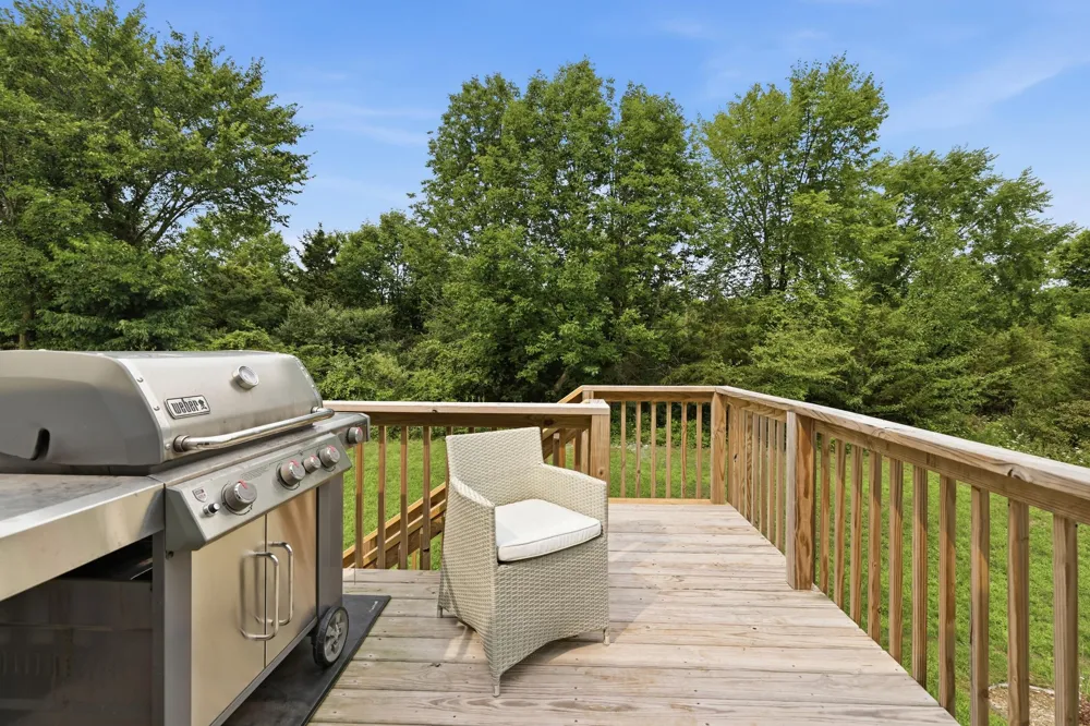 6927 Caliburn Drive SE Caledonia, MI 49316