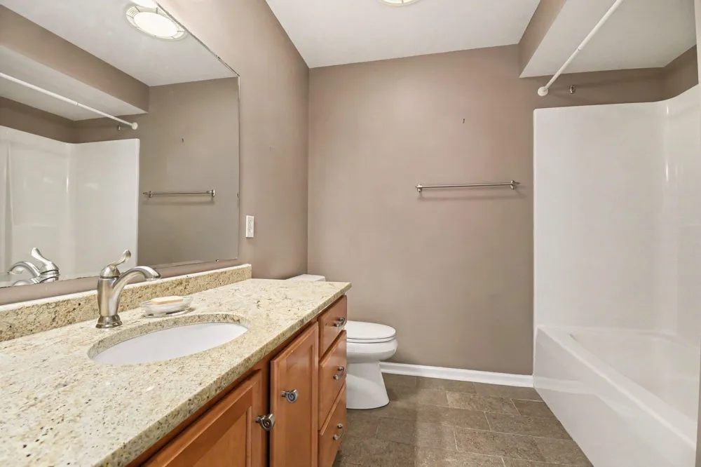 6166 Gleneagle Highlands Drive Hudsonville, MI 49426
