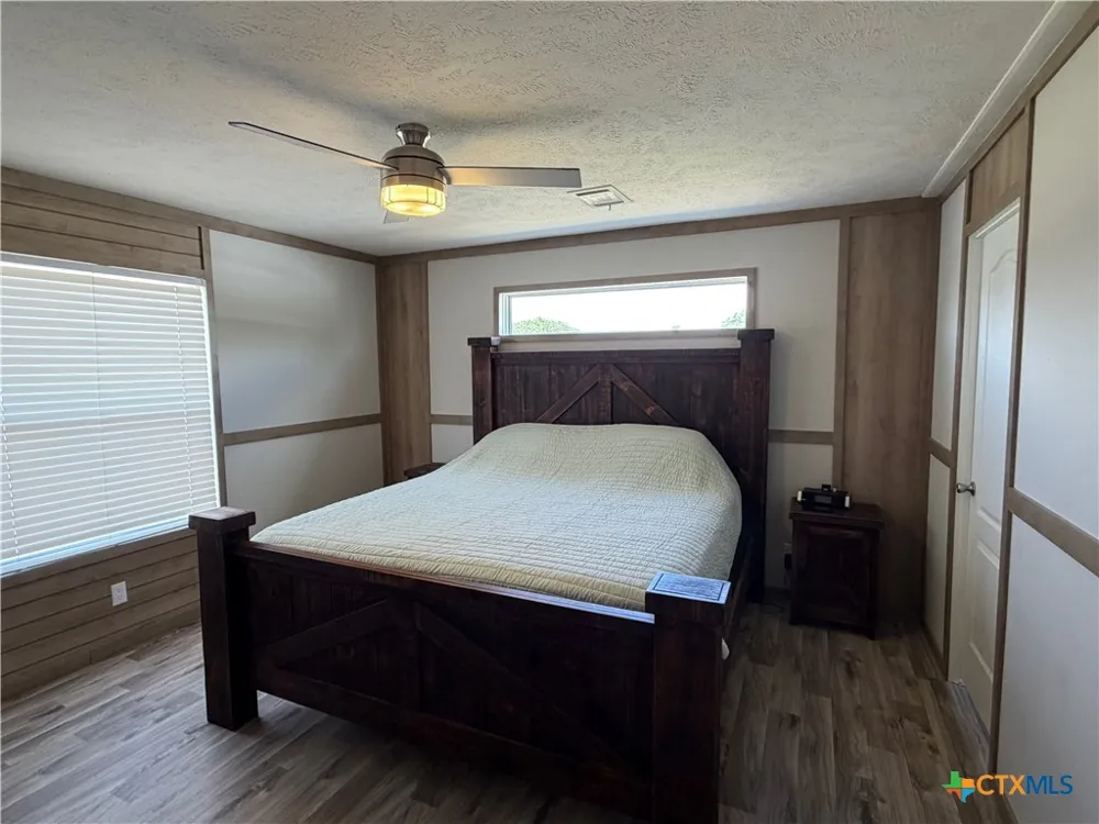 387 Adcock Road Victoria, TX 77905