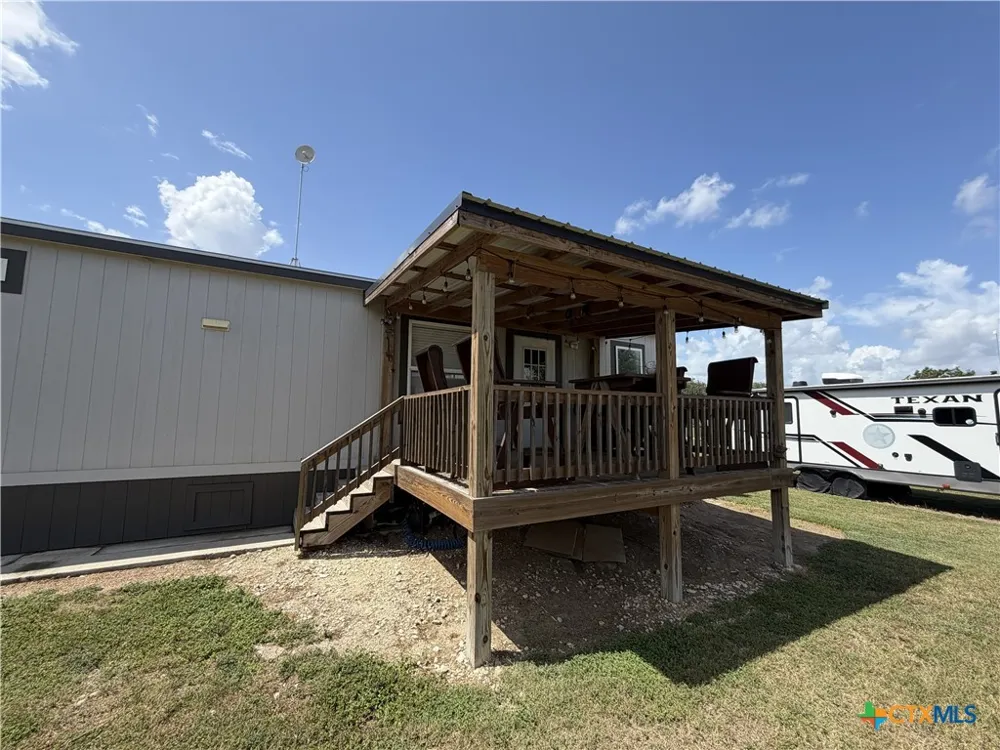 387 Adcock Road Victoria, TX 77905