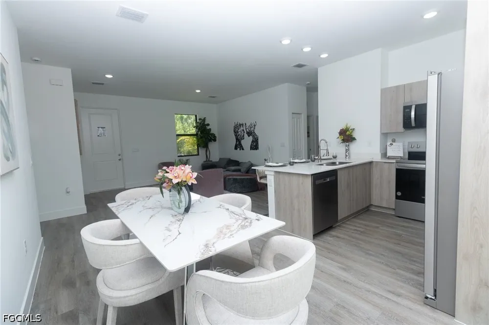 Olive Court Labelle, FL 33935