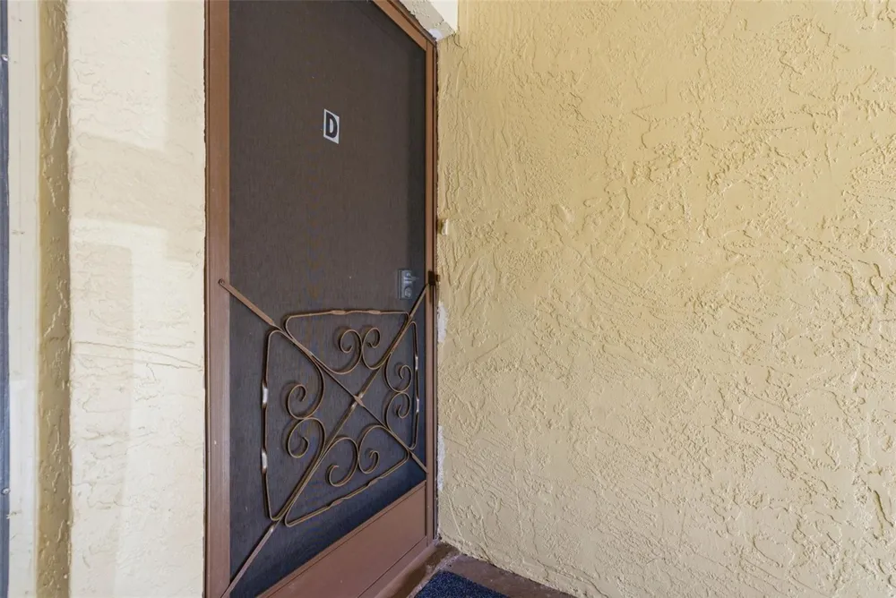 631 KEENE ROAD #S8 Clearwater, FL 33755