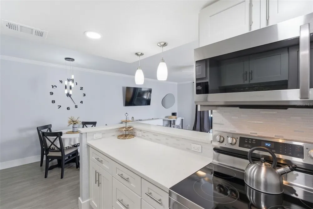 631 KEENE ROAD #S8 Clearwater, FL 33755