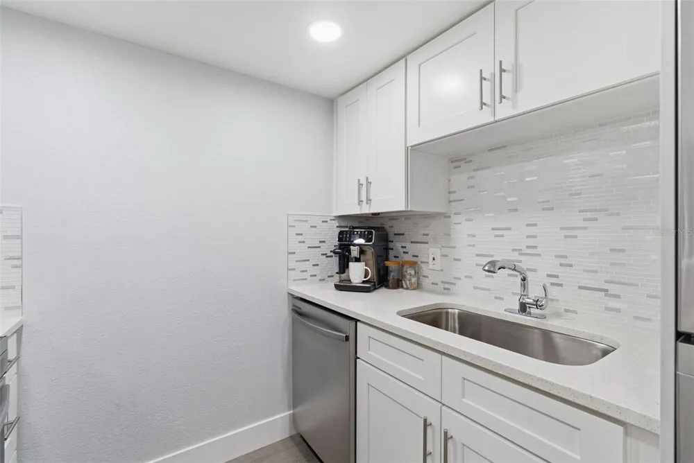 631 KEENE ROAD #S8 Clearwater, FL 33755