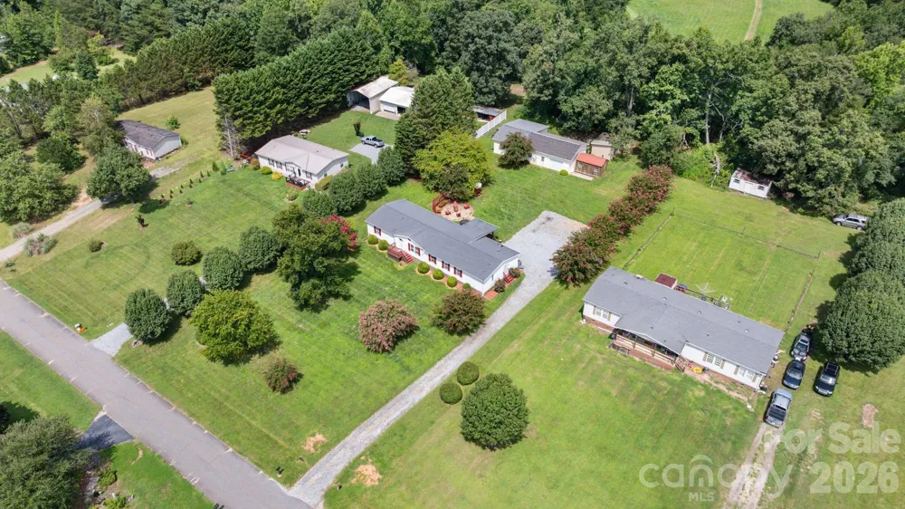 172 Baxter Way Forest City, NC 28043