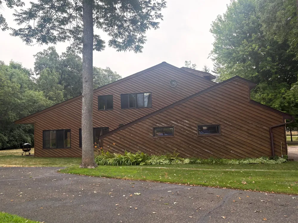 2074 Elmwood Drive Detroit Lakes, MN 56501