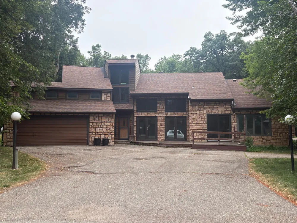 2074 Elmwood Drive Detroit Lakes, MN 56501