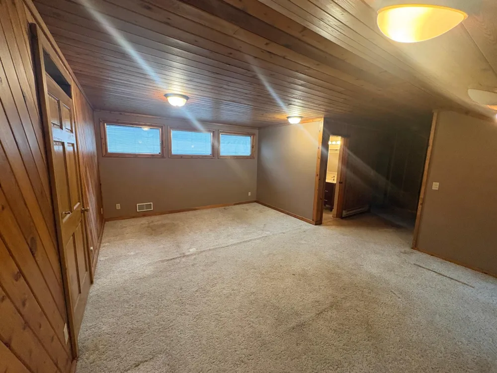 2074 Elmwood Drive Detroit Lakes, MN 56501