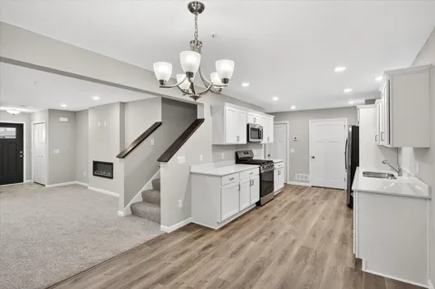 25559 3rd Street W