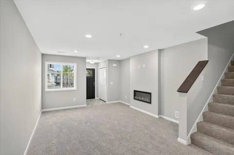 25559 3rd Street W