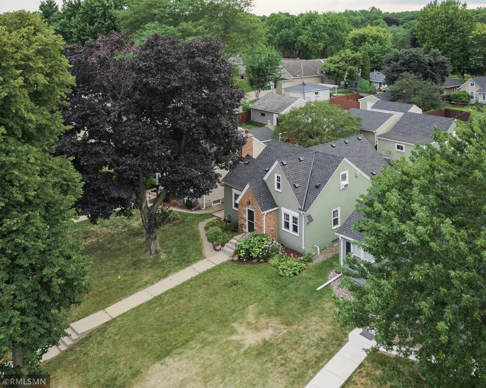 2724 Utica Avenue S Saint Louis Park, MN 55416