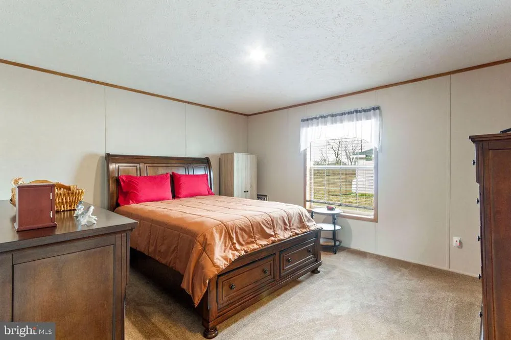 2126 SCULL STREET Lebanon, PA 17046