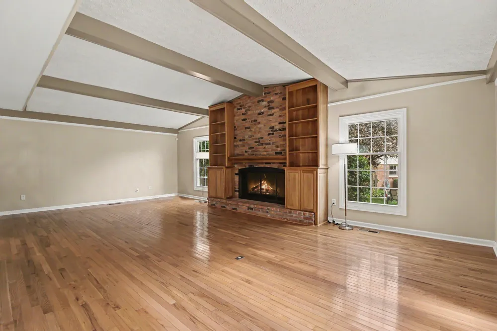 34214 Old Timber Road Farmington, MI 48331