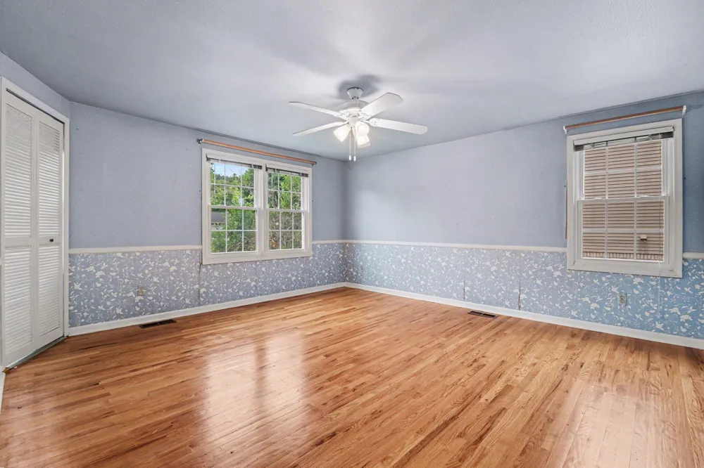 34214 Old Timber Road Farmington, MI 48331