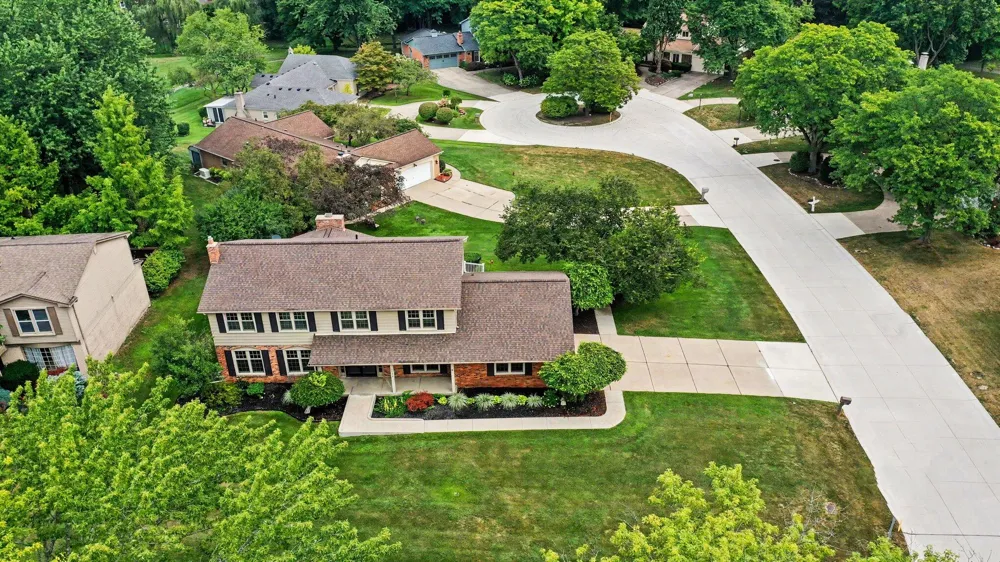 34214 Old Timber Road Farmington, MI 48331
