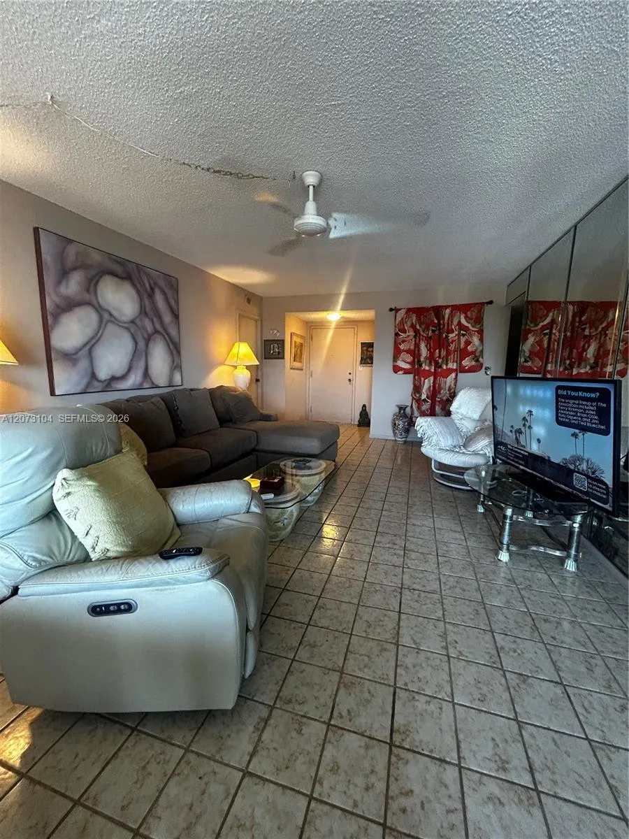 251 174th St #2315 Sunny Isles Beach, FL 33160