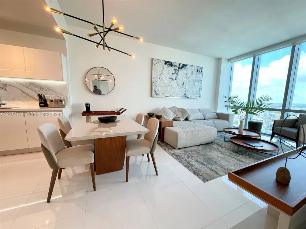 851 NE 1st Ave #3606 Miami, FL 33132