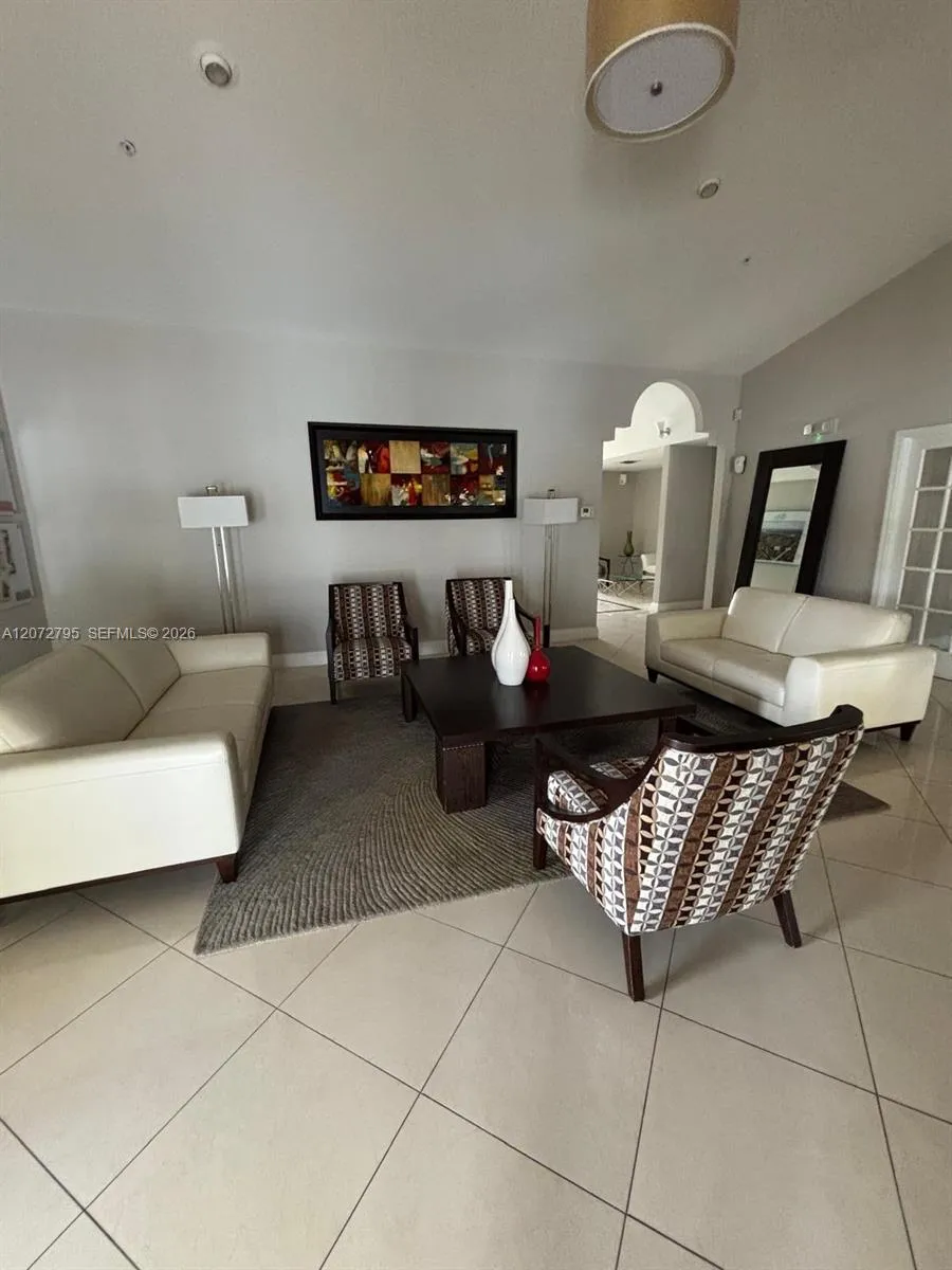 12620 Vista Isles Dr #1015 Sunrise, FL 33325